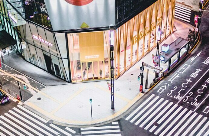 Tokyo non ci vuole più bene | Ray Loriga